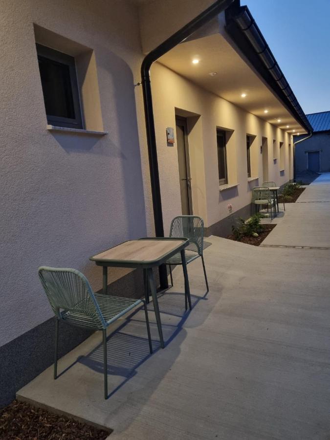 Ferienwohnung Haus Weiss bei Julia Sankt Andrä bei Frauenkirchen Exterior foto